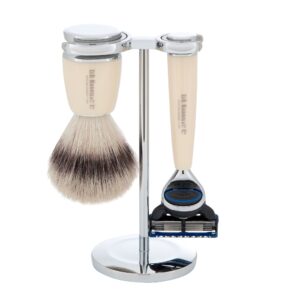 3 Piece Fusion Razor Synthetic Shaving Set